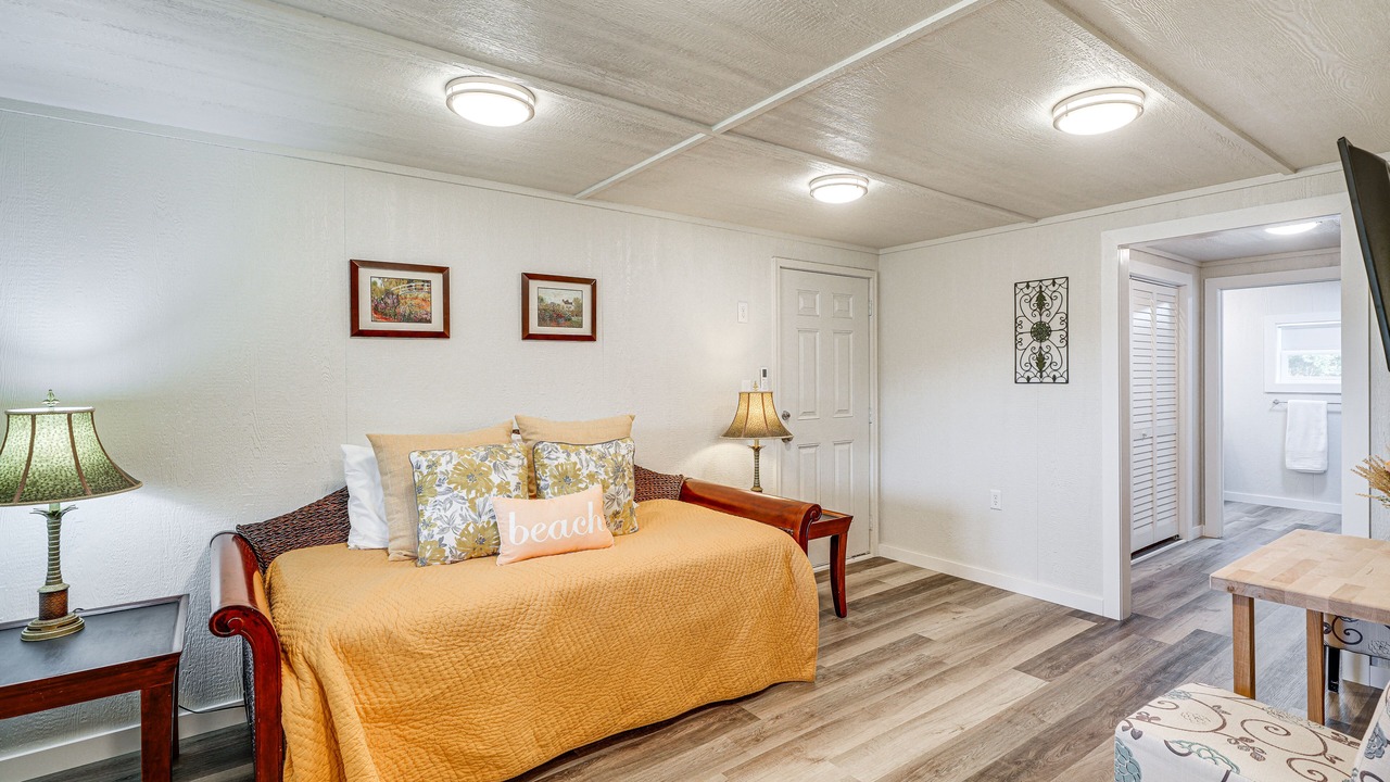 Photo of Bedroom in Brigands' Bay