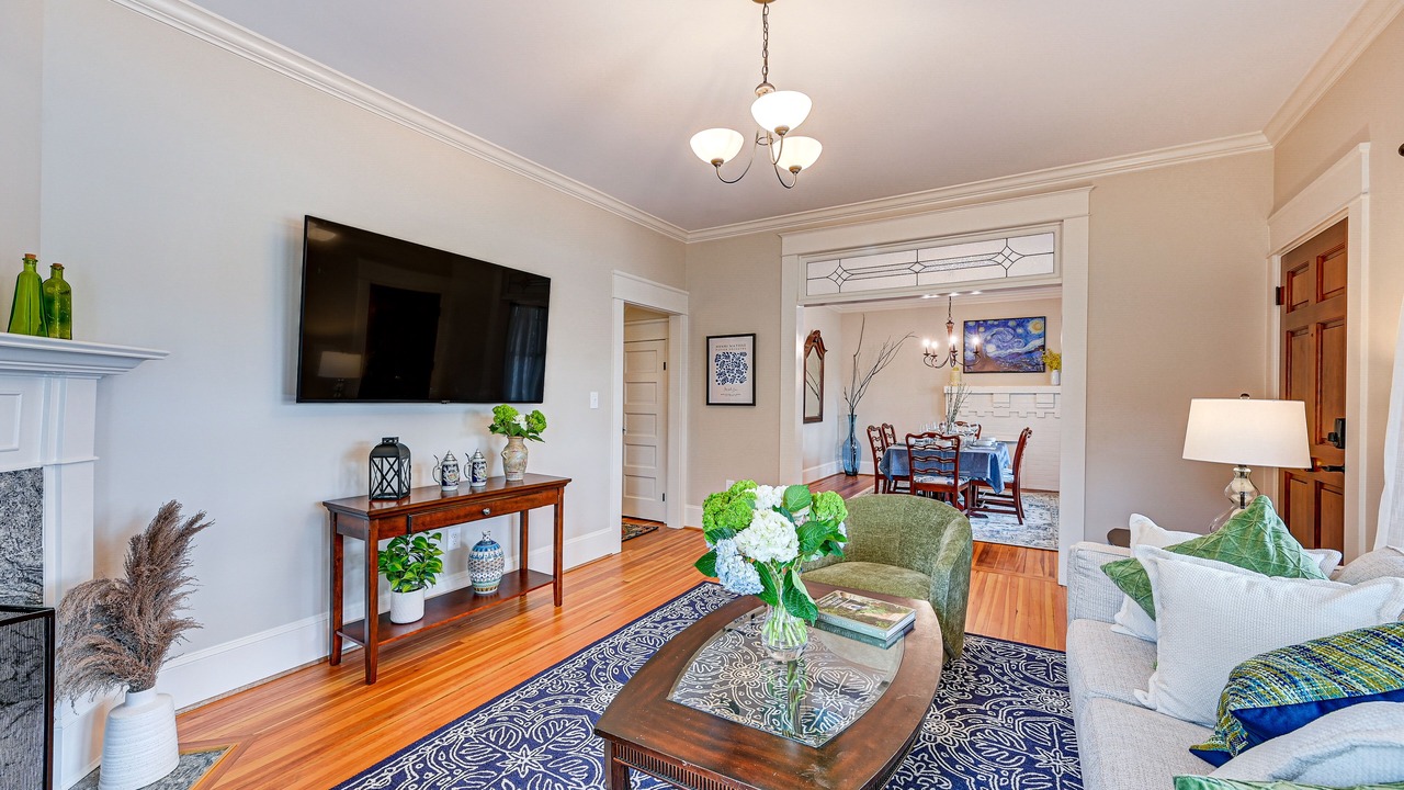 Photo of Livingroom in Winston - Salem