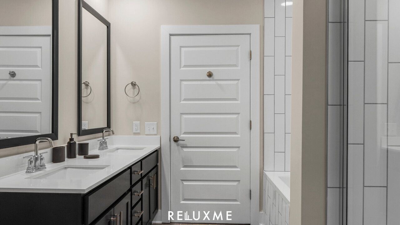 Photo of Bathroom in Fourth Ward