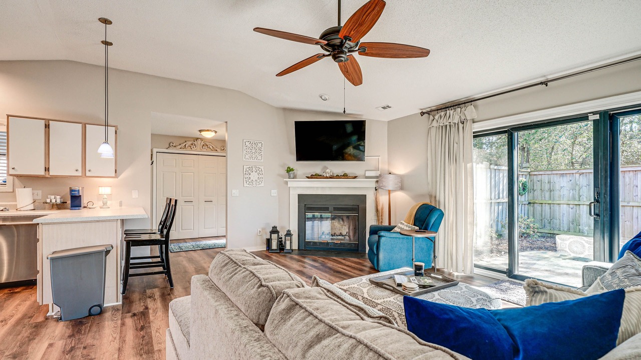 Photo of Livingroom in Ogden