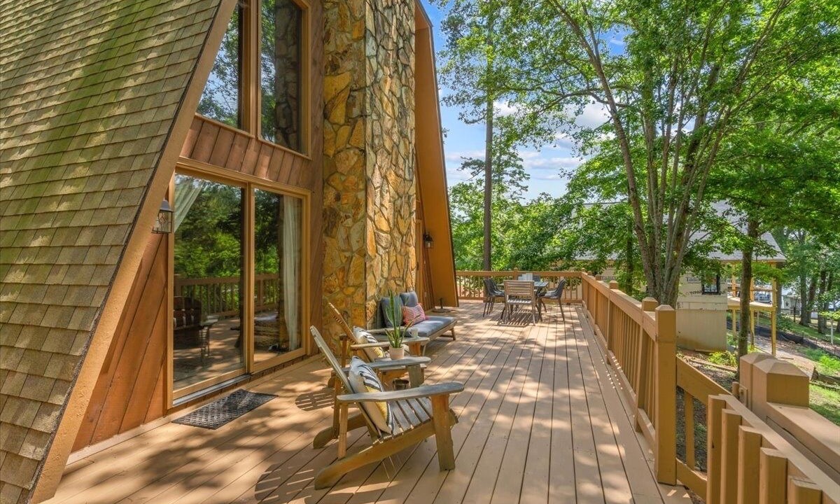 Photo of Outdoor in New London