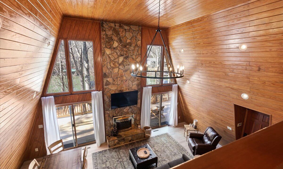 Photo of Livingroom in New London