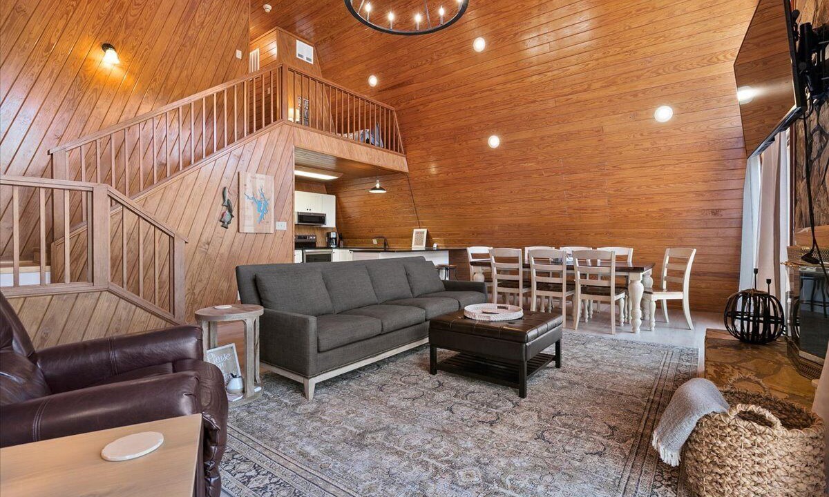 Photo of Livingroom in New London
