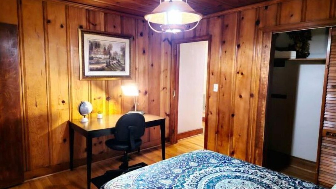 Photo of Bedroom in Burlington