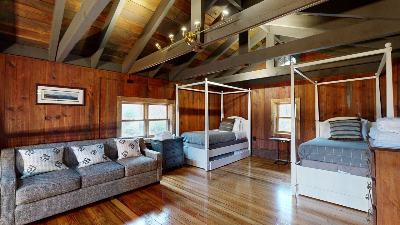 Photo of Bedroom in Canton