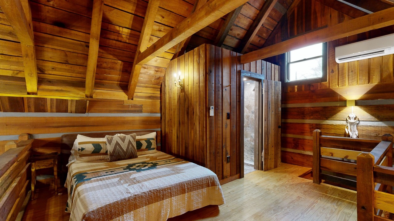Photo of Bedroom in Canton