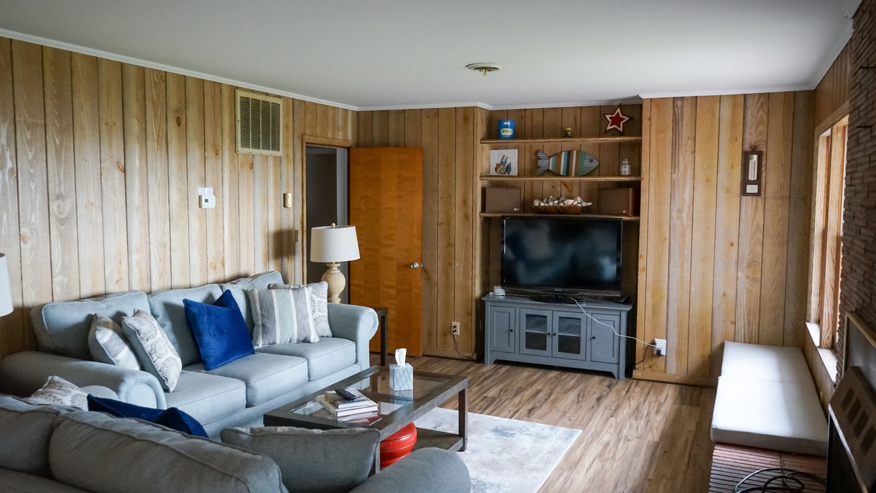 Photo of Livingroom in Carteret County