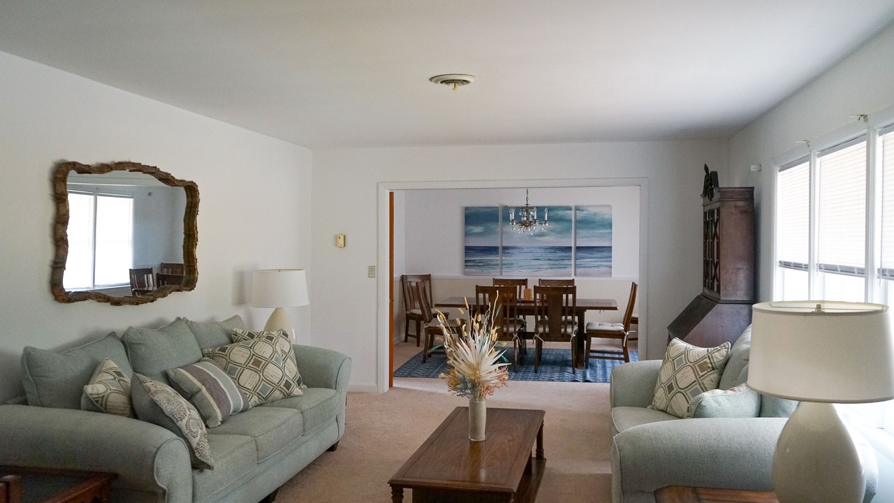 Photo of Livingroom in Carteret County