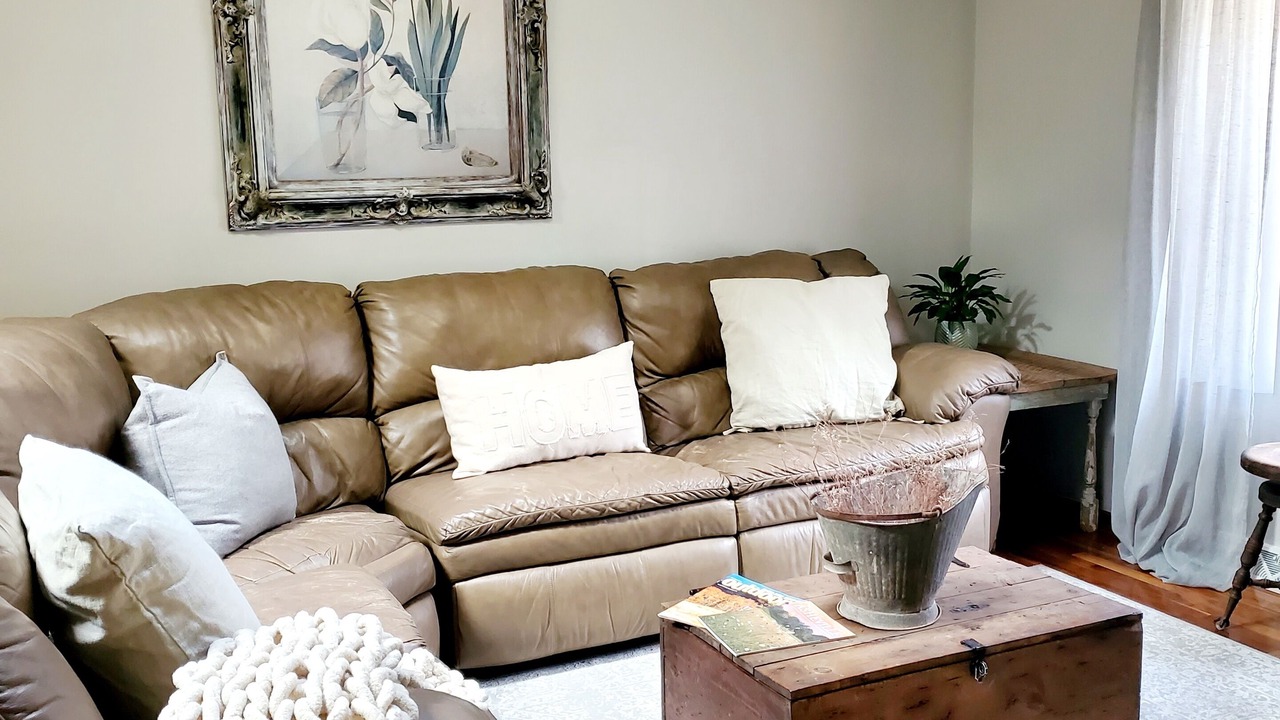 Photo of Livingroom in Fletcher