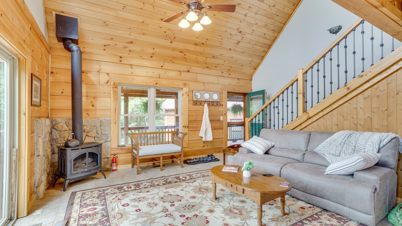 Photo of Bedroom in Bostic