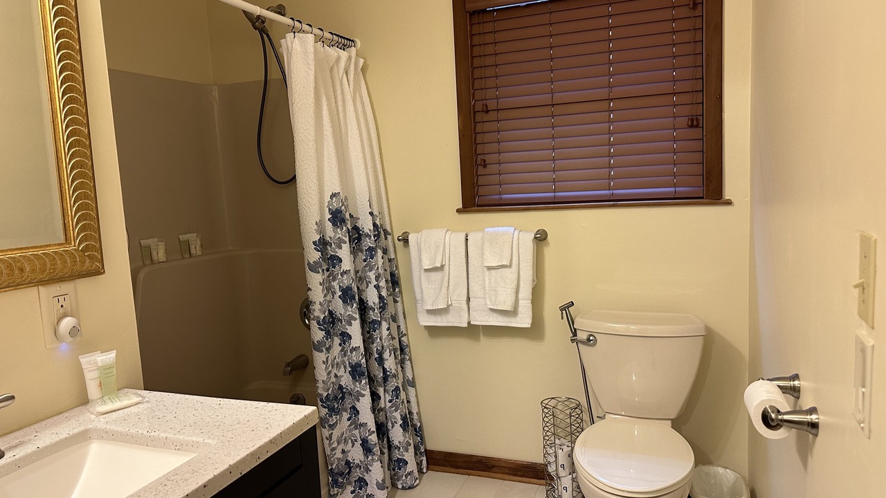 Photo of Bathroom in Otto