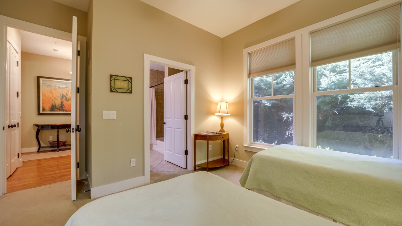 Photo of Bedroom in Bear Lake Reserve