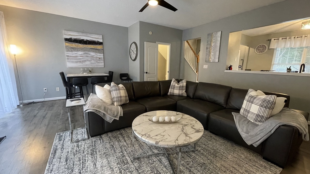 Photo of Livingroom in Deep River
