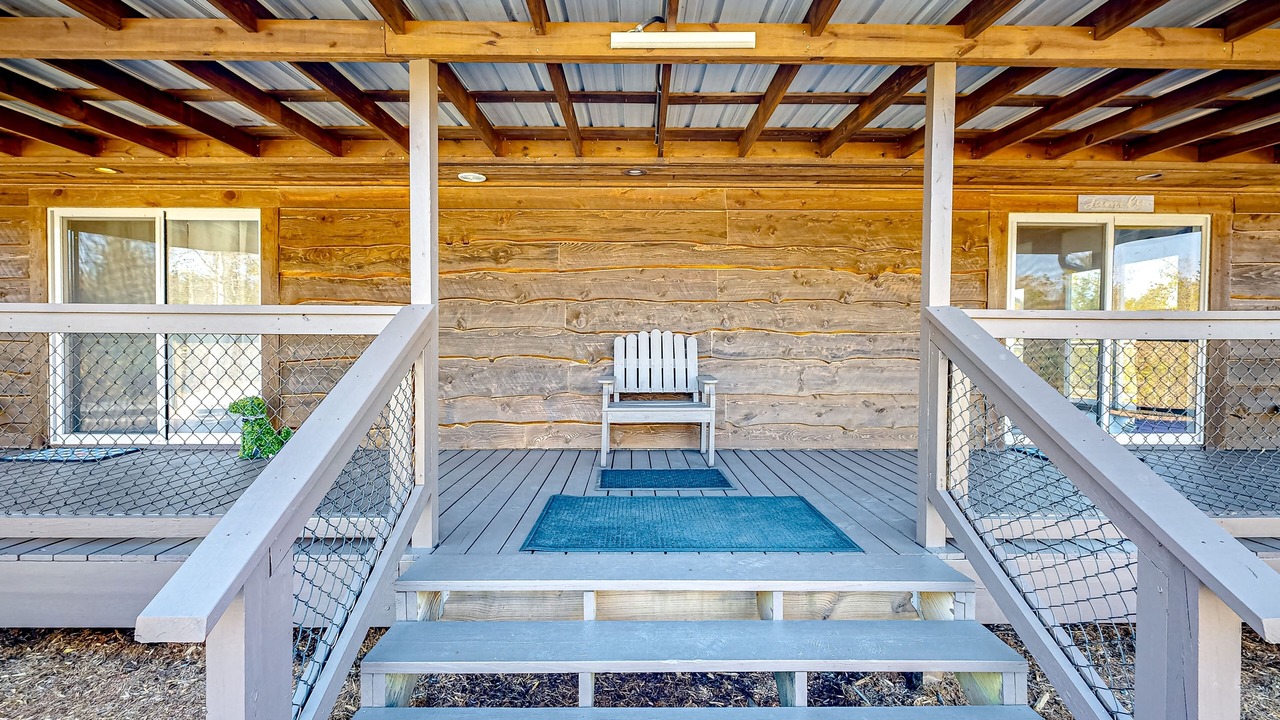 Photo of Patio Balcony in Nebo