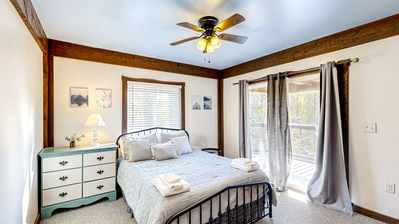 Photo of Bedroom in Nebo