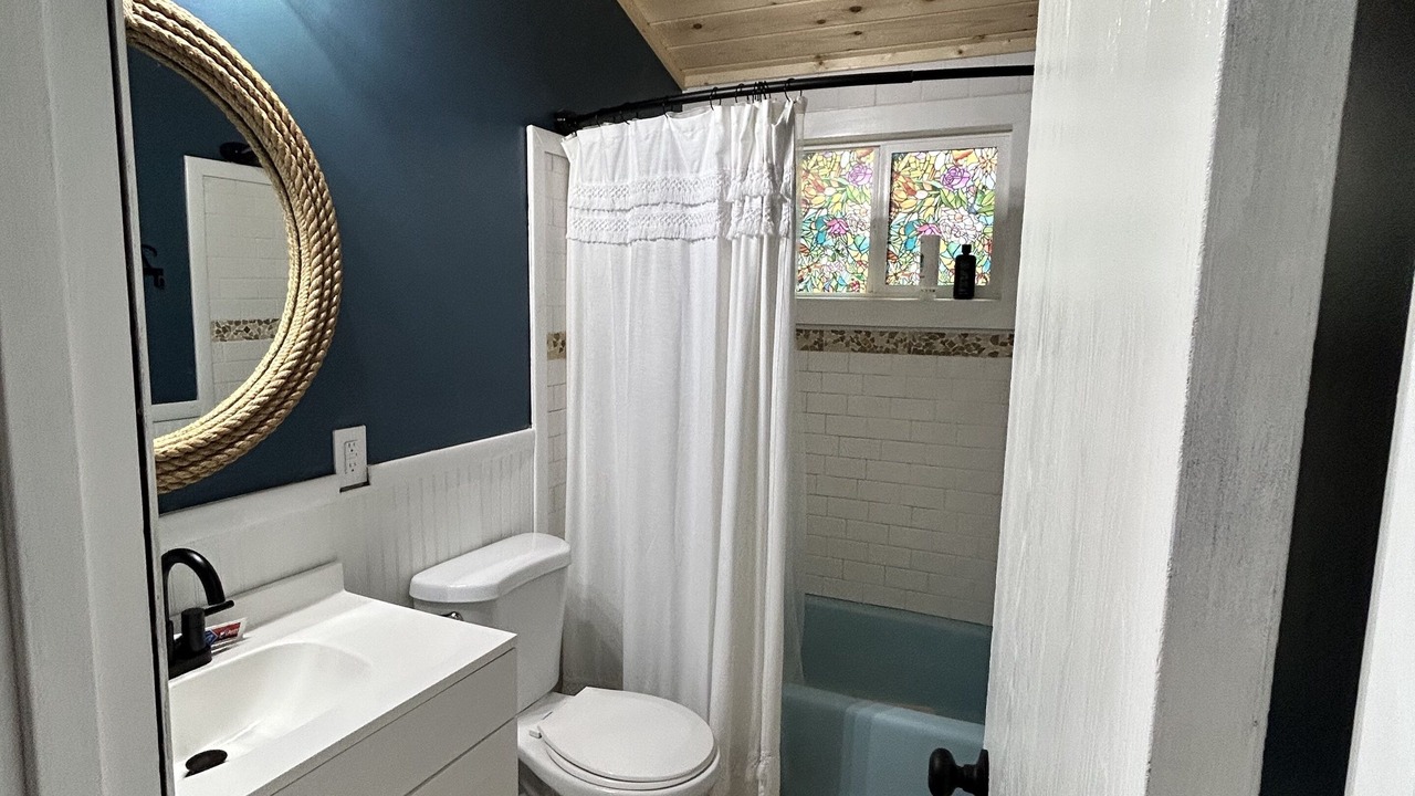 Photo of Bathroom in Colington Harbour