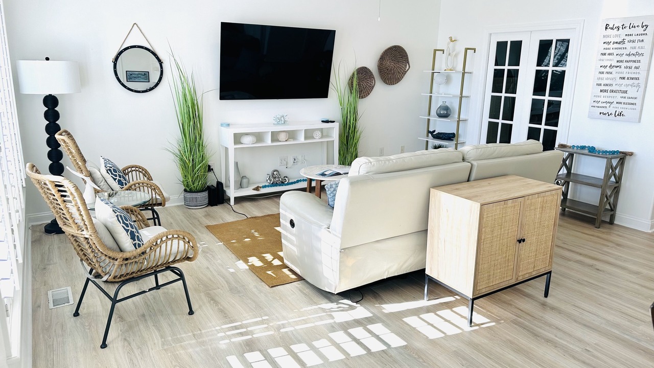 Photo of Livingroom in Indian Beach