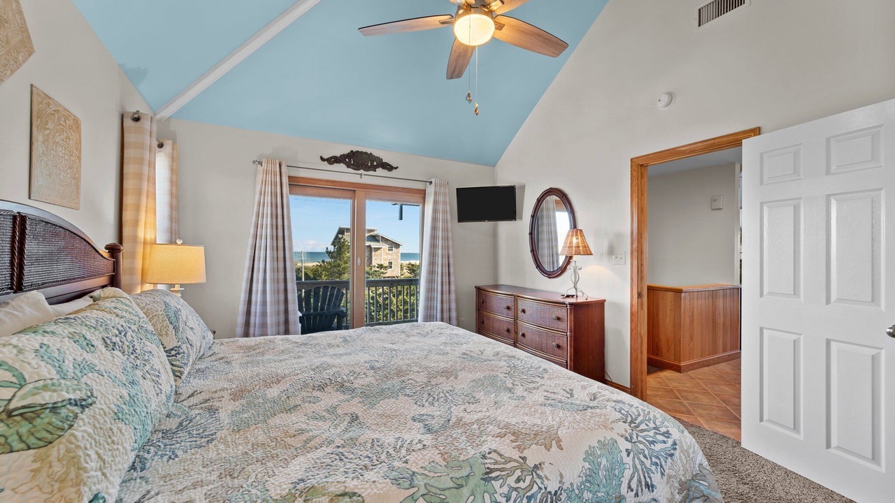 Photo of Bedroom in Avon