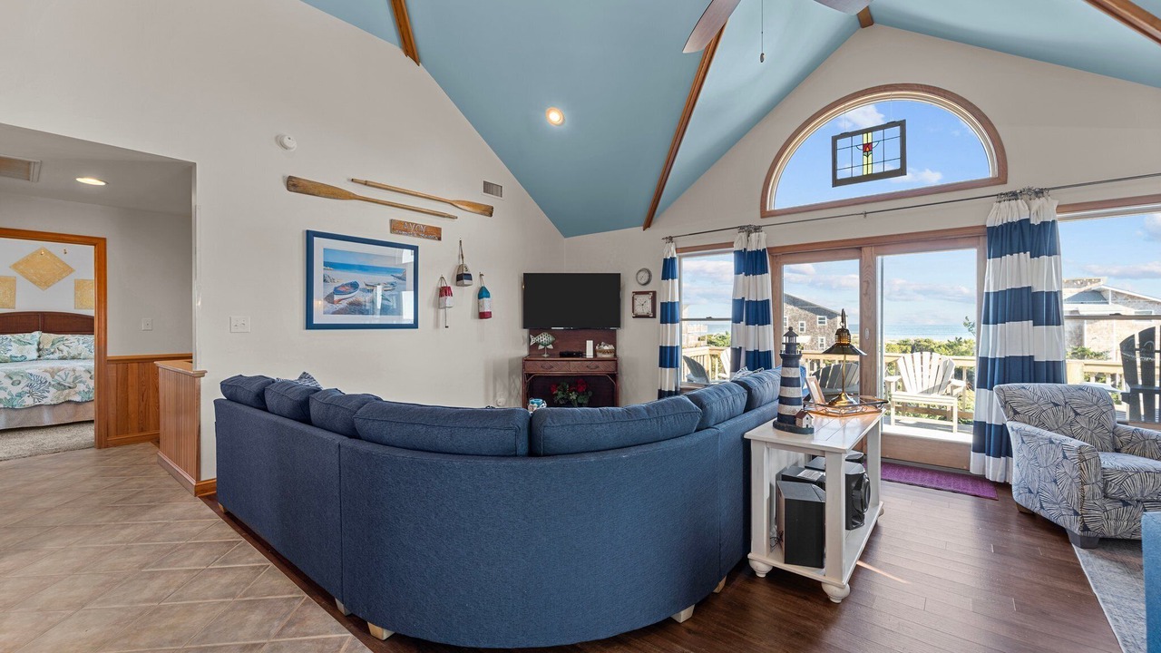 Photo of Livingroom in Avon