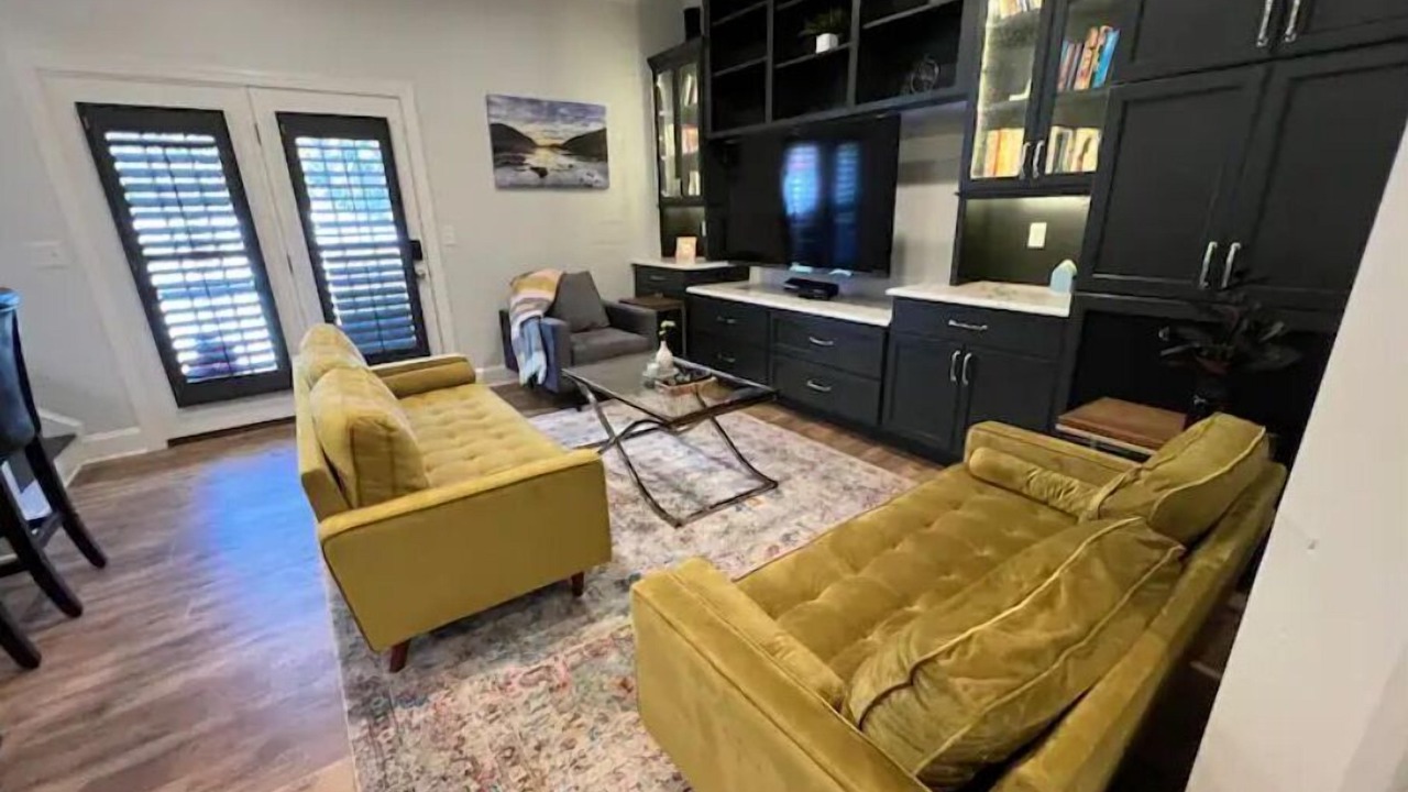 Photo of Livingroom in Garner