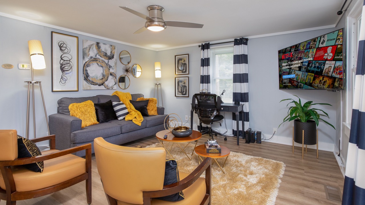 Photo of Livingroom in Mebane