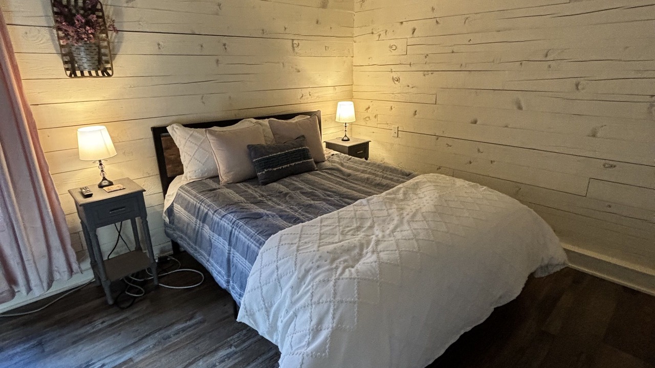 Photo of Bedroom in Maggie Valley