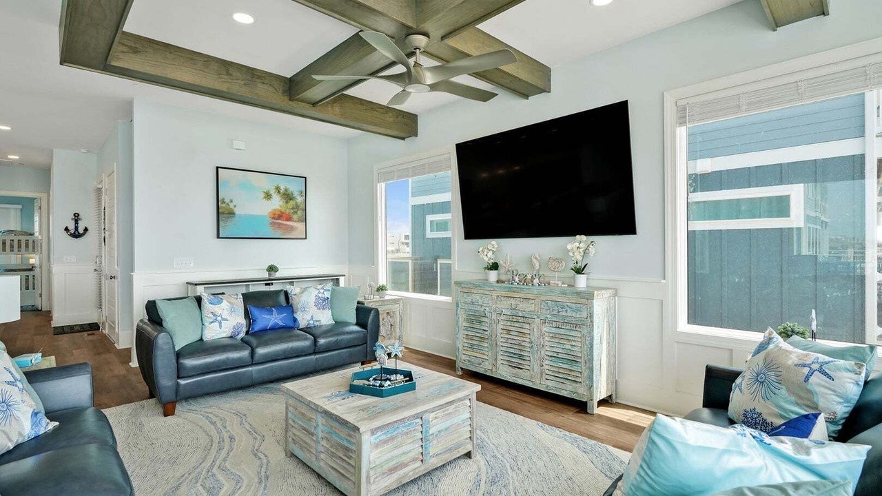 Photo of Bedroom in Long Beach