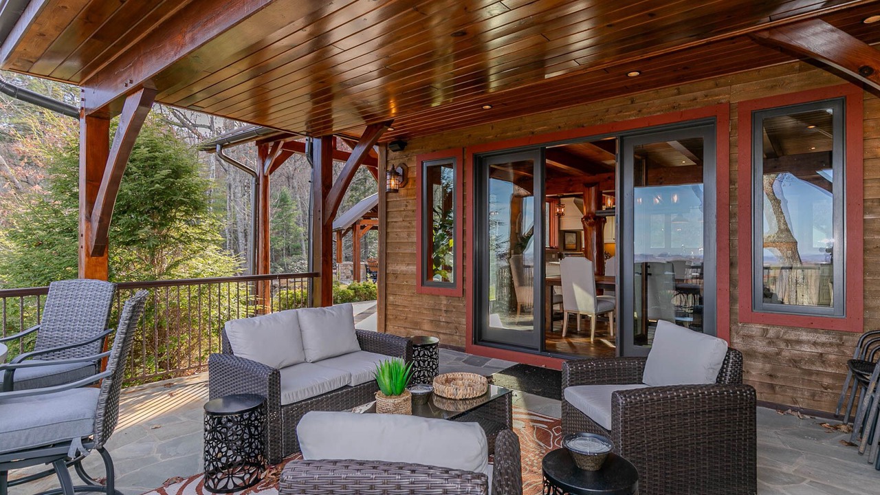 Photo of Patio Balcony in Apple Ridge