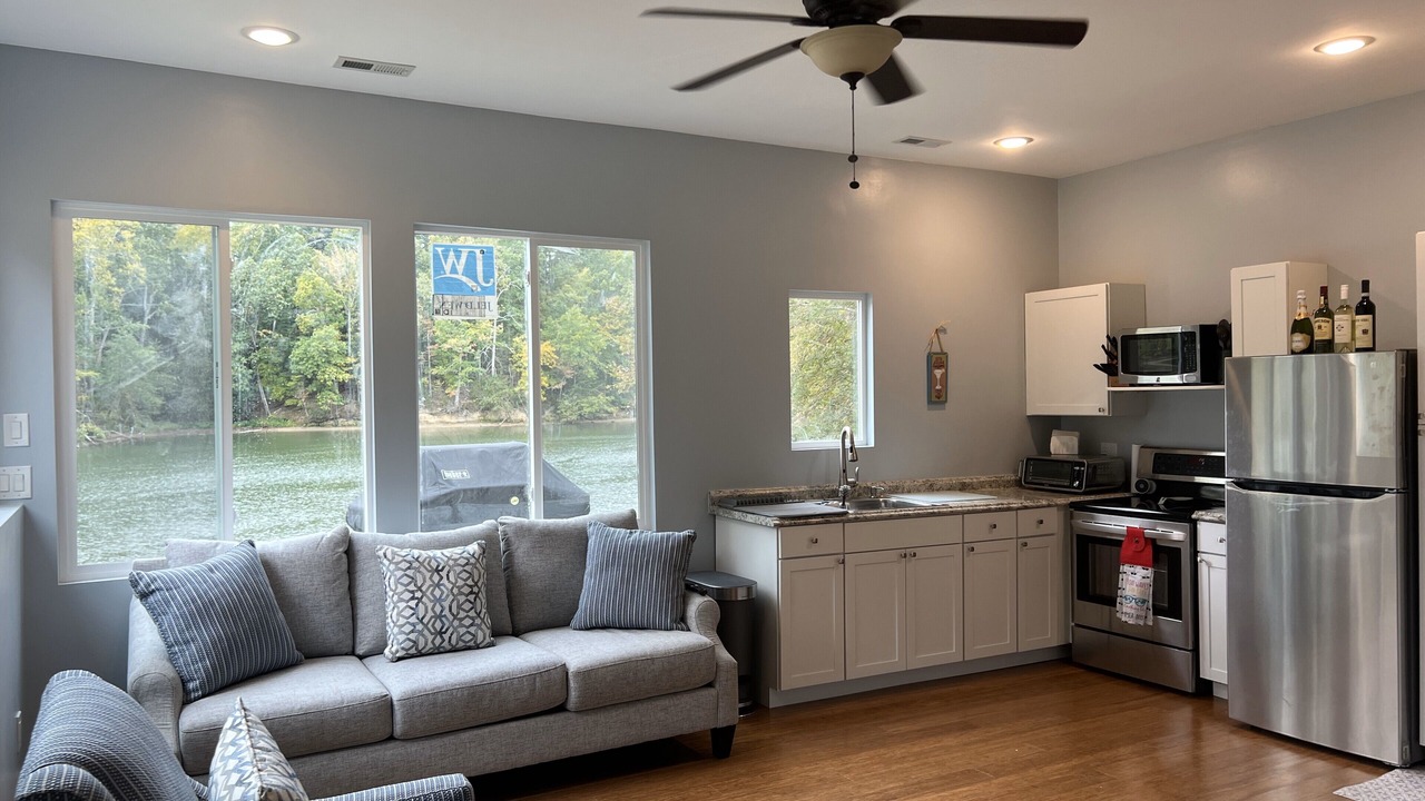 Photo of Kitchen in Steele Creek