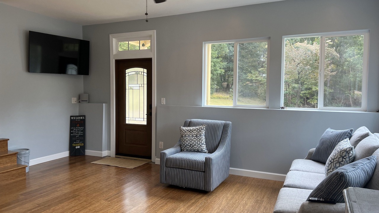 Photo of Livingroom in Steele Creek
