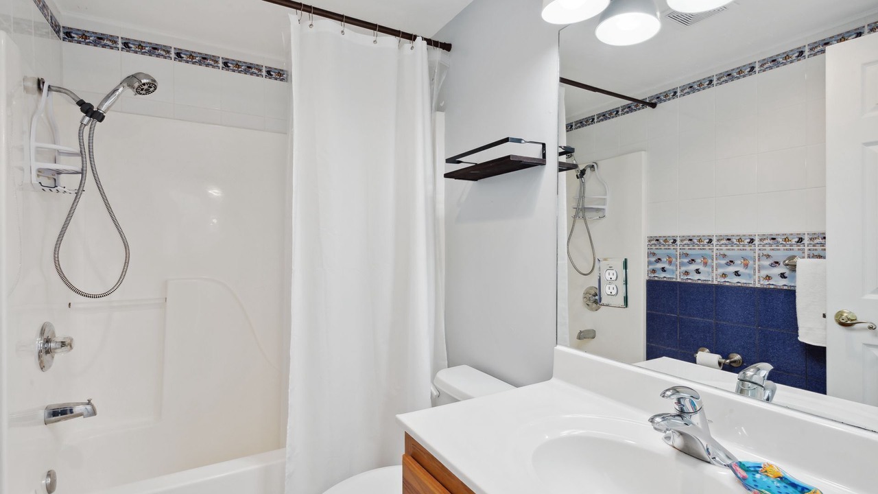 Photo of Bathroom in Brigands' Bay
