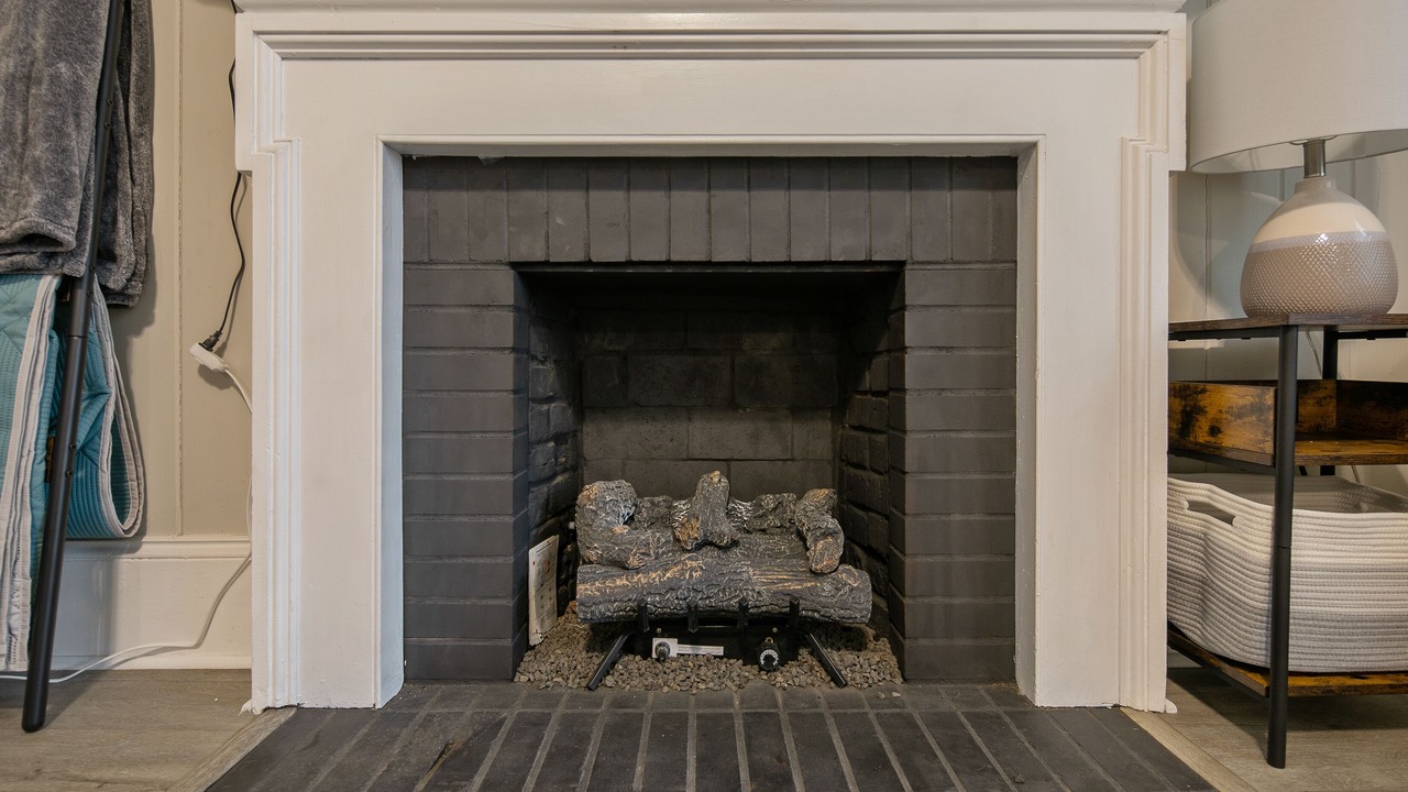 Photo of Livingroom in Terry Sanford