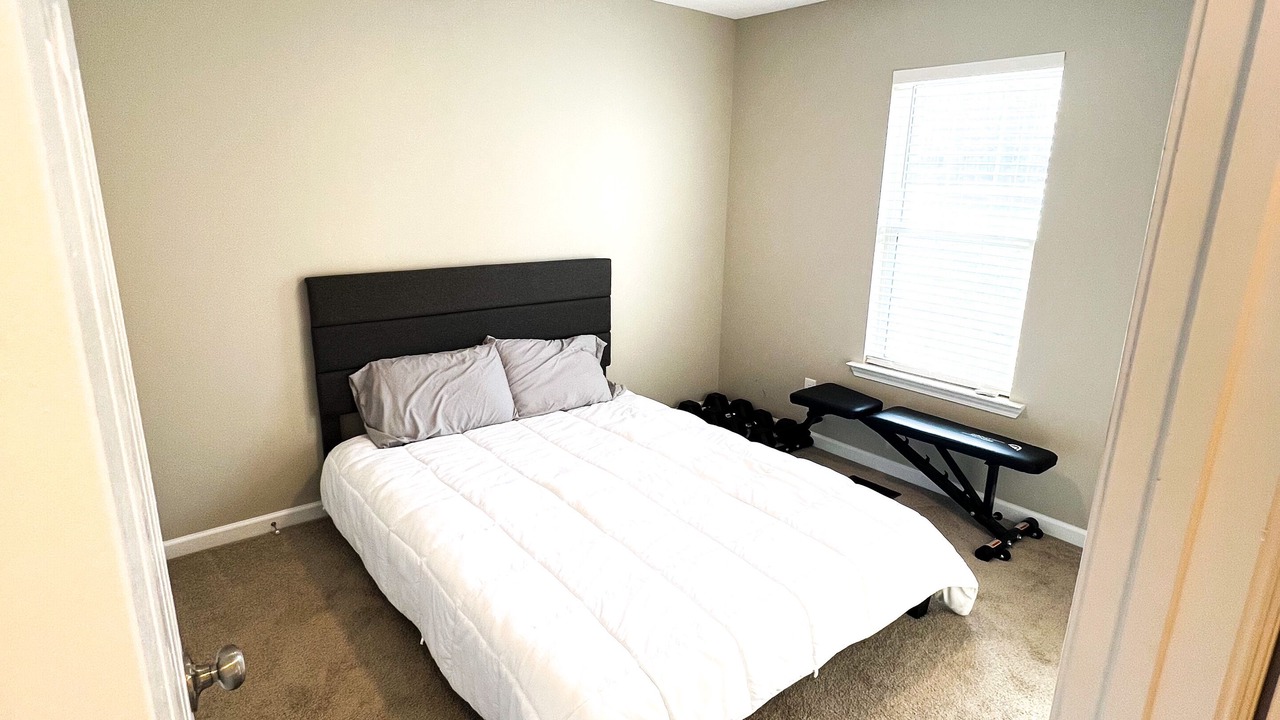 Photo of Bedroom in Troutman
