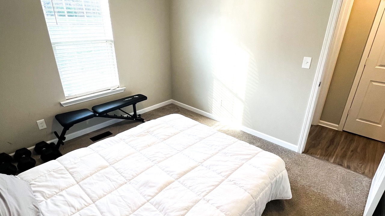 Photo of Bedroom in Troutman