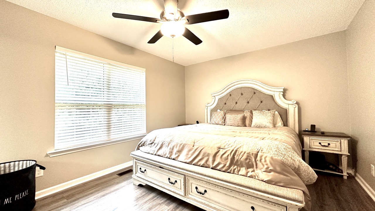 Photo of Bedroom in Troutman