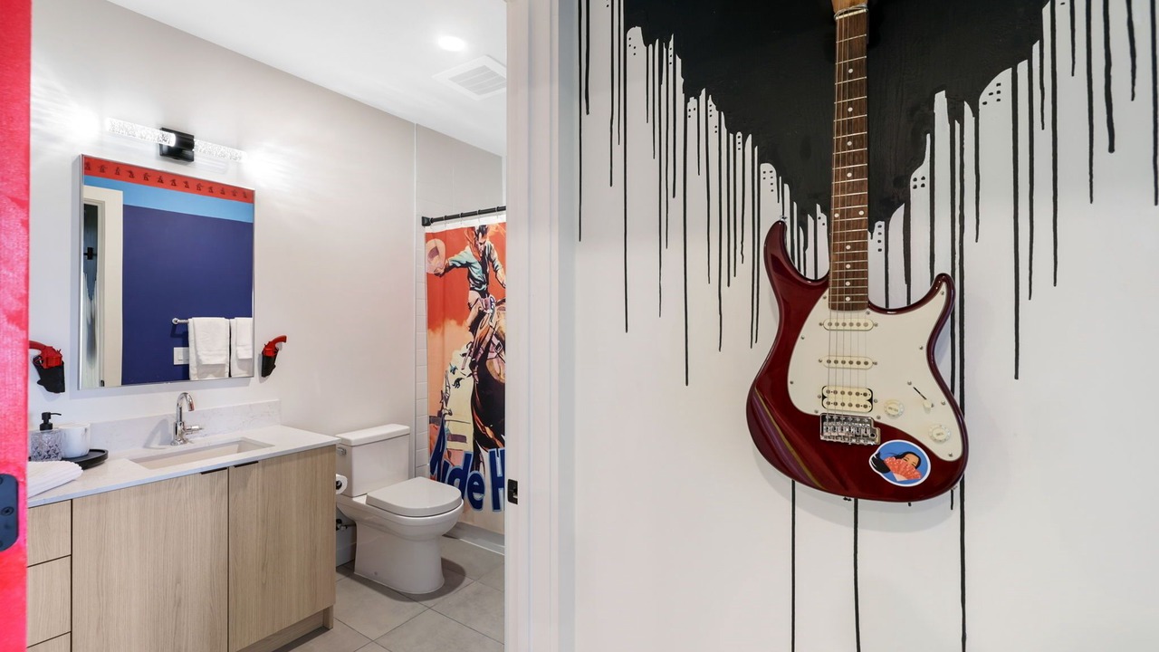 Photo of Bathroom in Eighth Avenue