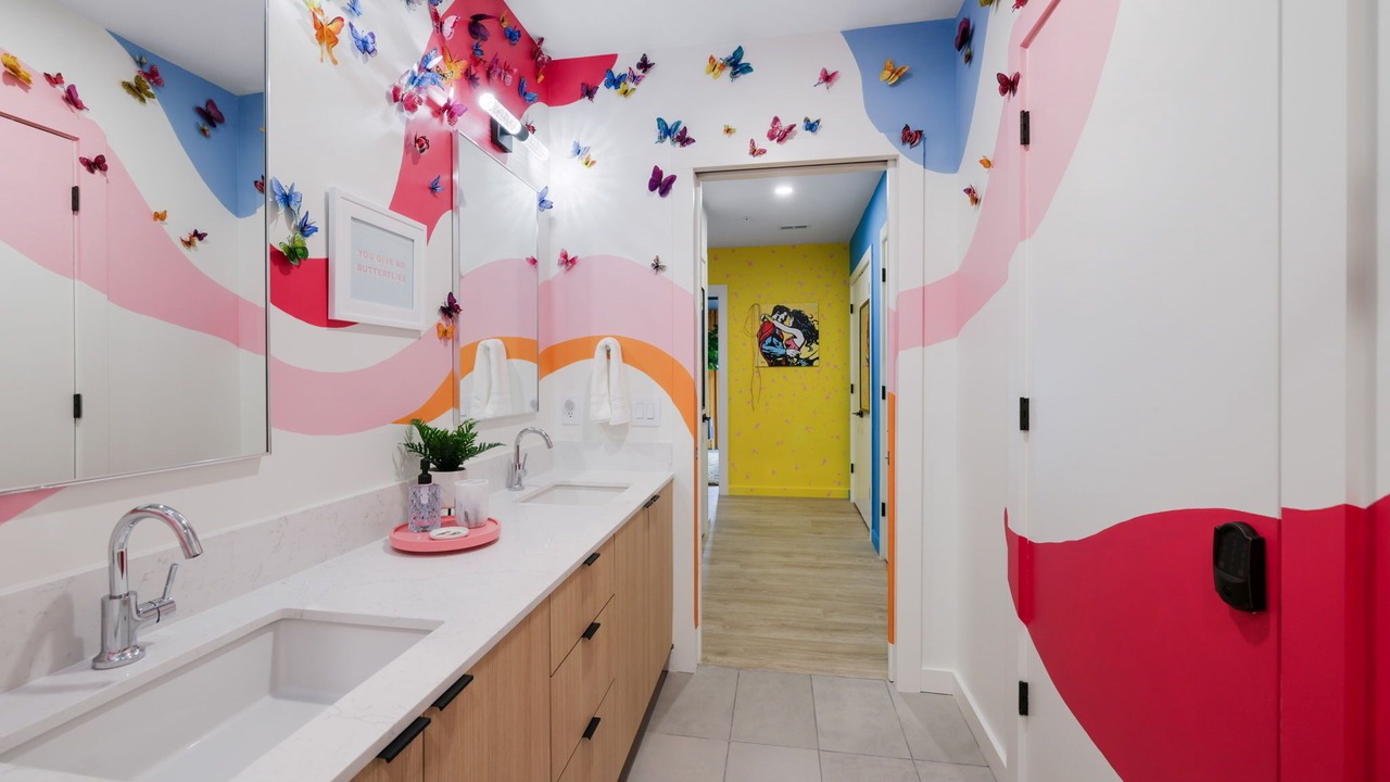 Photo of Bathroom in Eighth Avenue