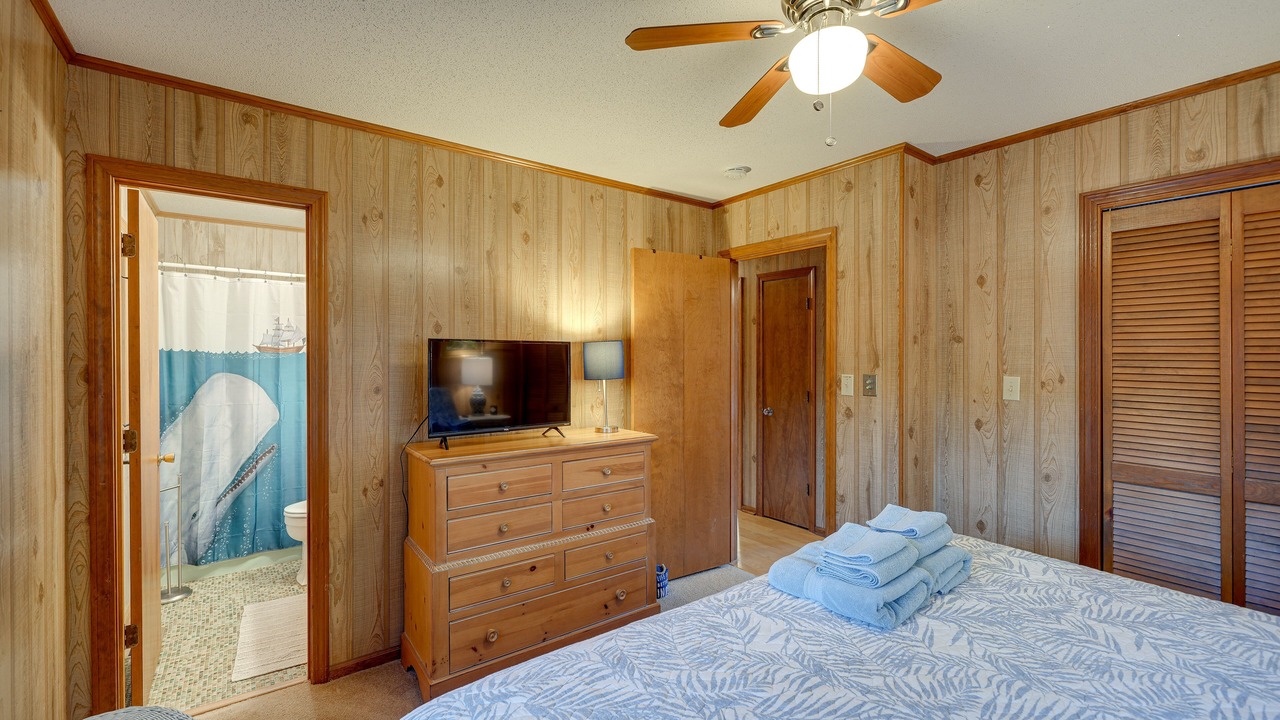 Photo of Bedroom in Southern Shores