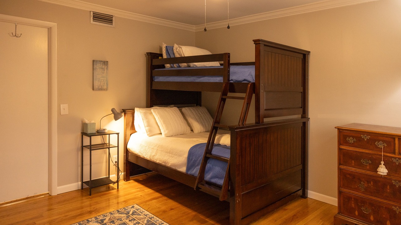 Photo of Bedroom in Huntsville
