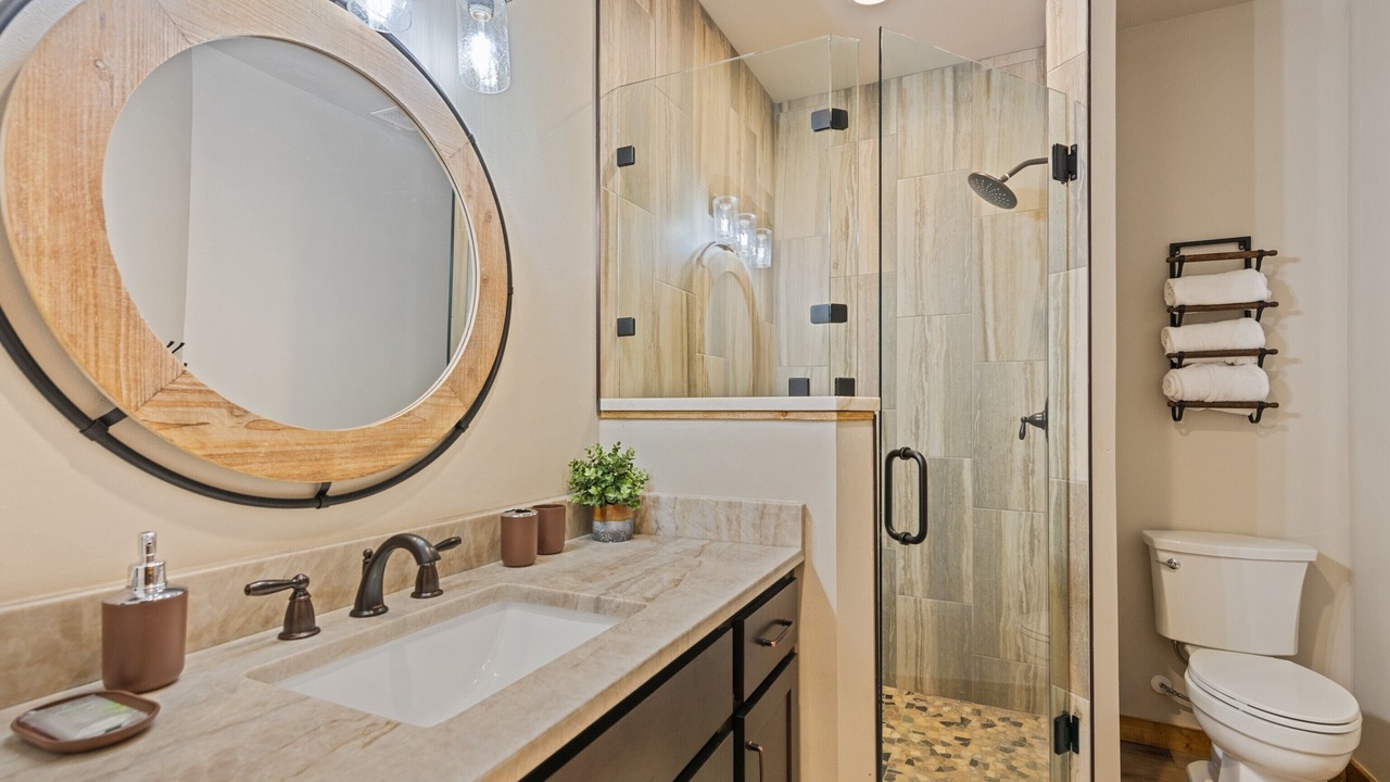 Photo of Bathroom in Maggie Valley