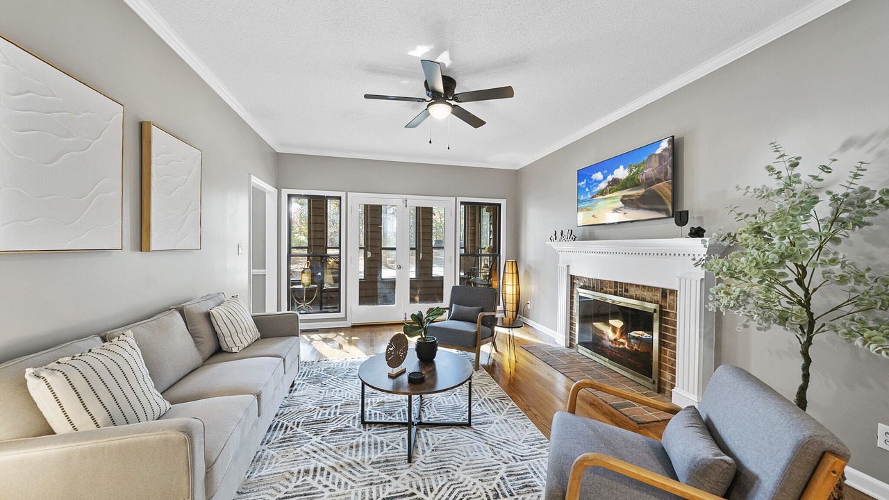 Photo of Livingroom in Apex