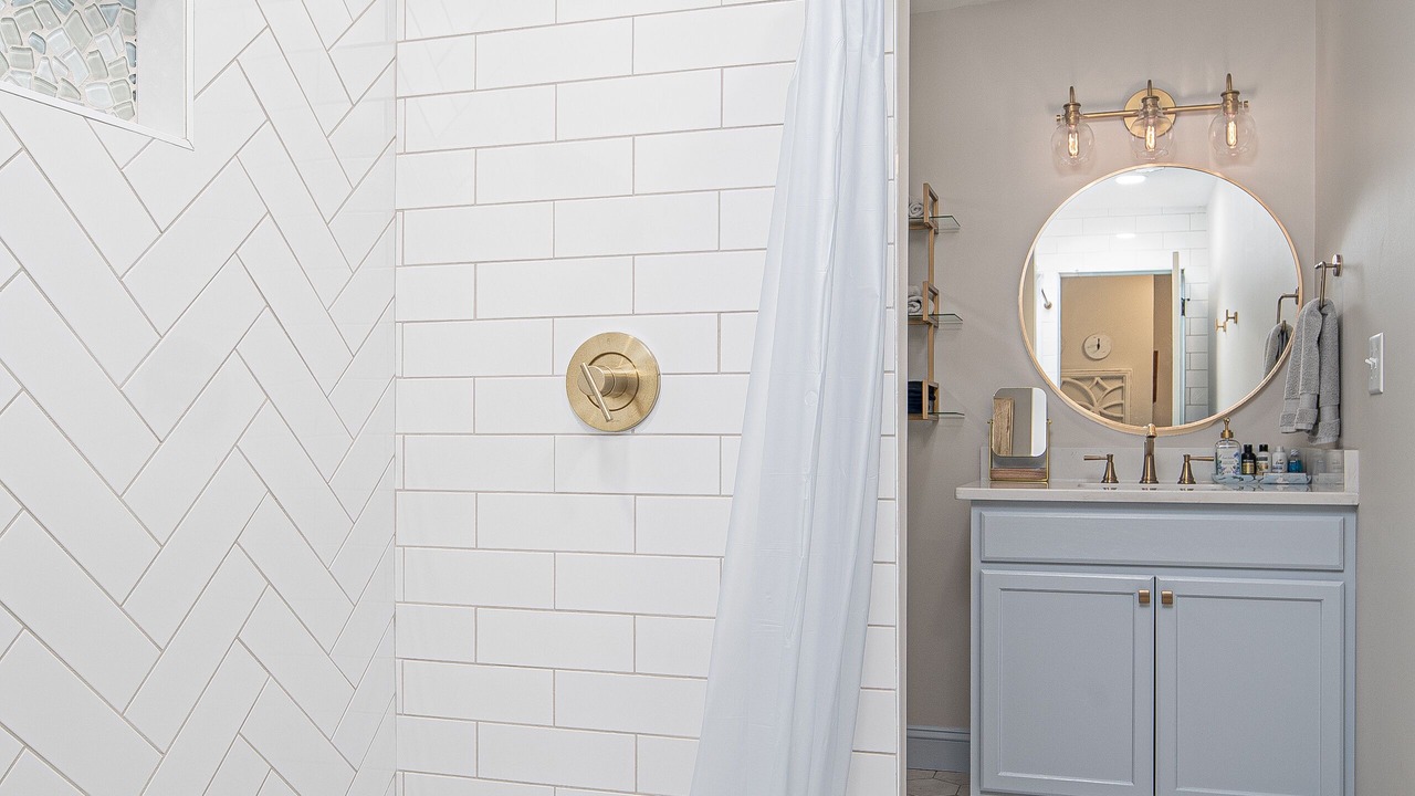 Photo of Bathroom in Farmville