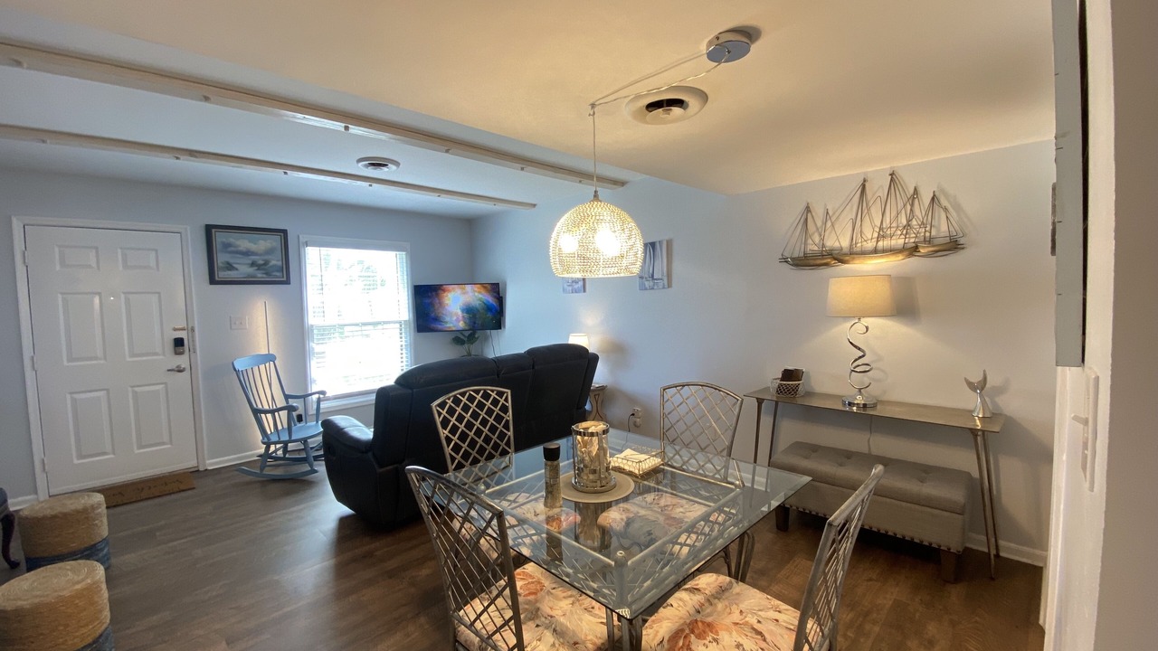 Photo of Livingroom in Lake Waccamaw