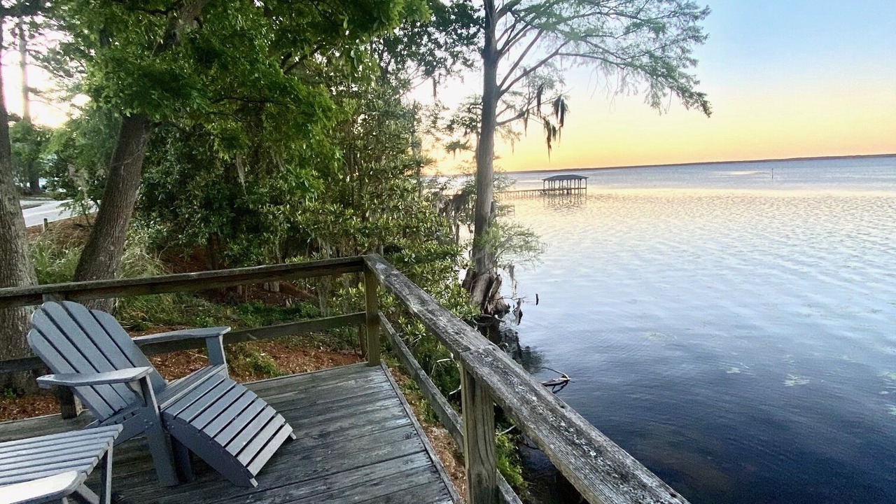 Photo of Patio Balcony in Lake Waccamaw