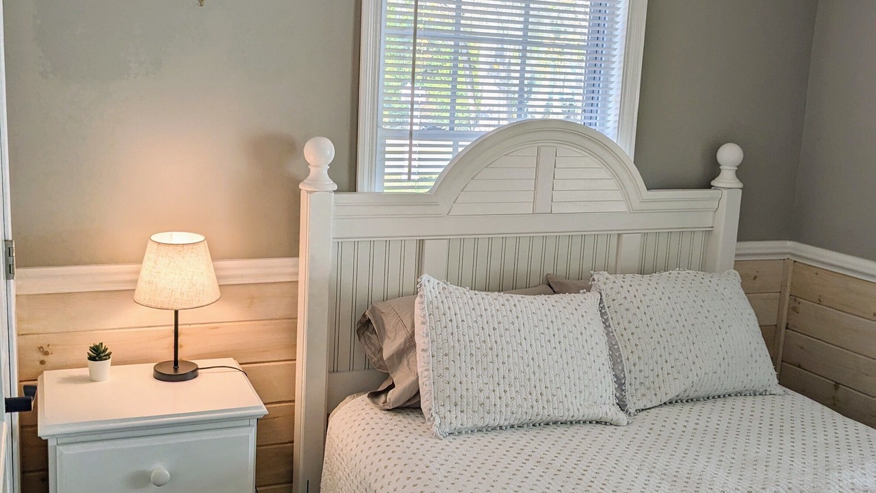 Photo of Bedroom in Lake Waccamaw