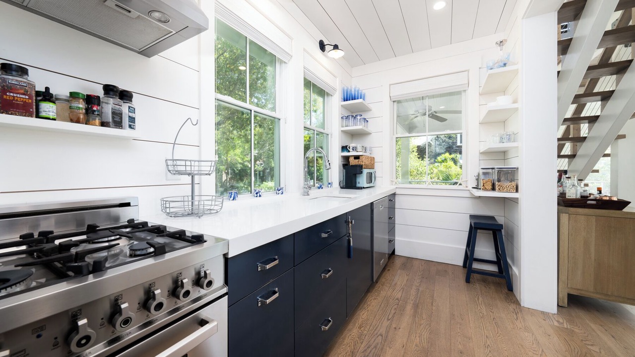 Photo of Kitchen in Cape Fear Station