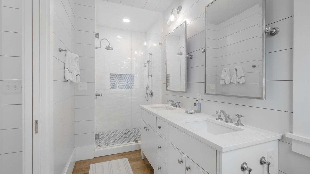 Photo of Bathroom in Cape Fear Station