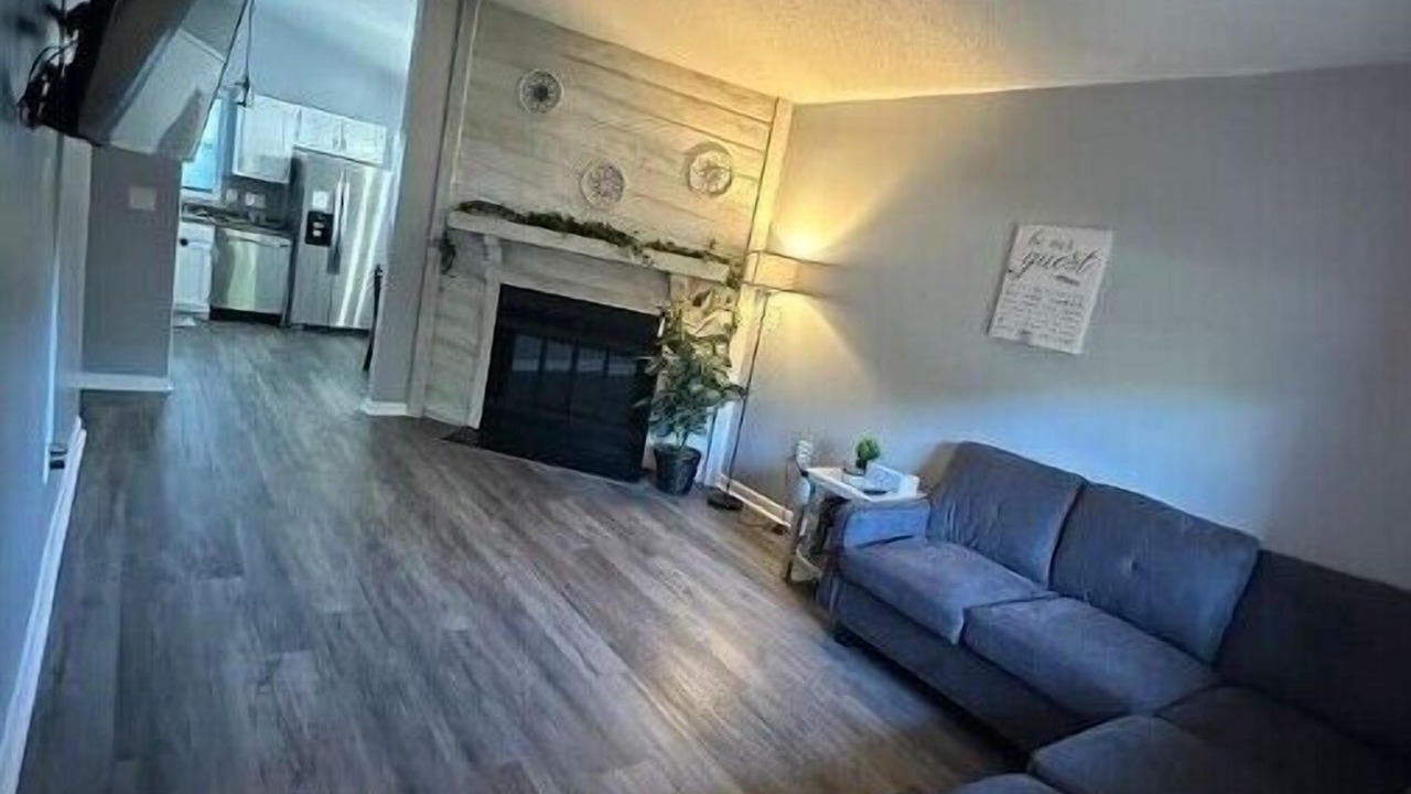 Photo of Livingroom in Holden Farms