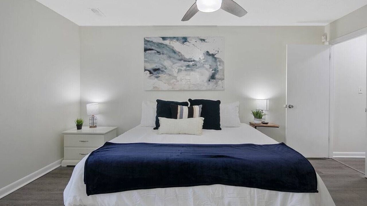 Photo of Bedroom in Pine Forest