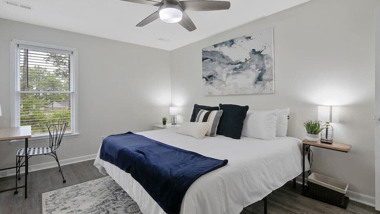 Photo of Bedroom in Pine Forest
